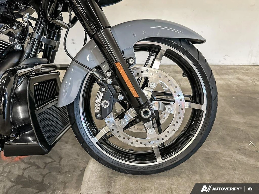 2026 Harley-davidson Road Glide alt