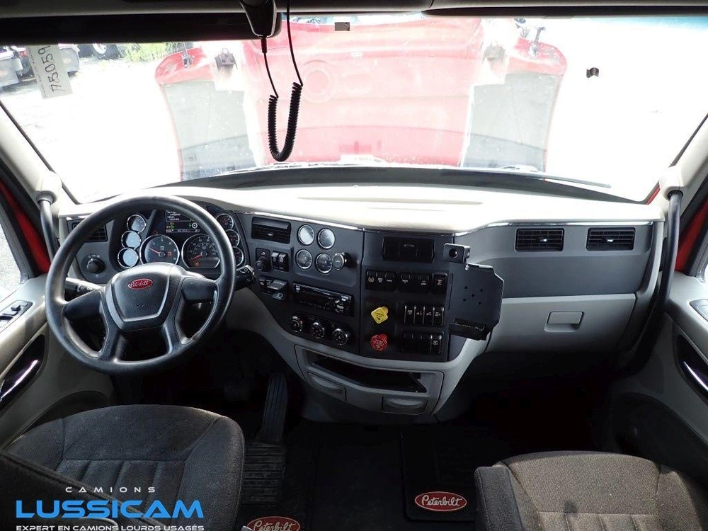 Peterbilt 579 2020