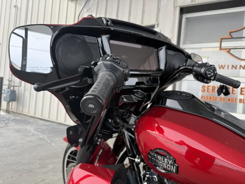 2026 Harley-Davidson Street Glide Limited thumbnail 16