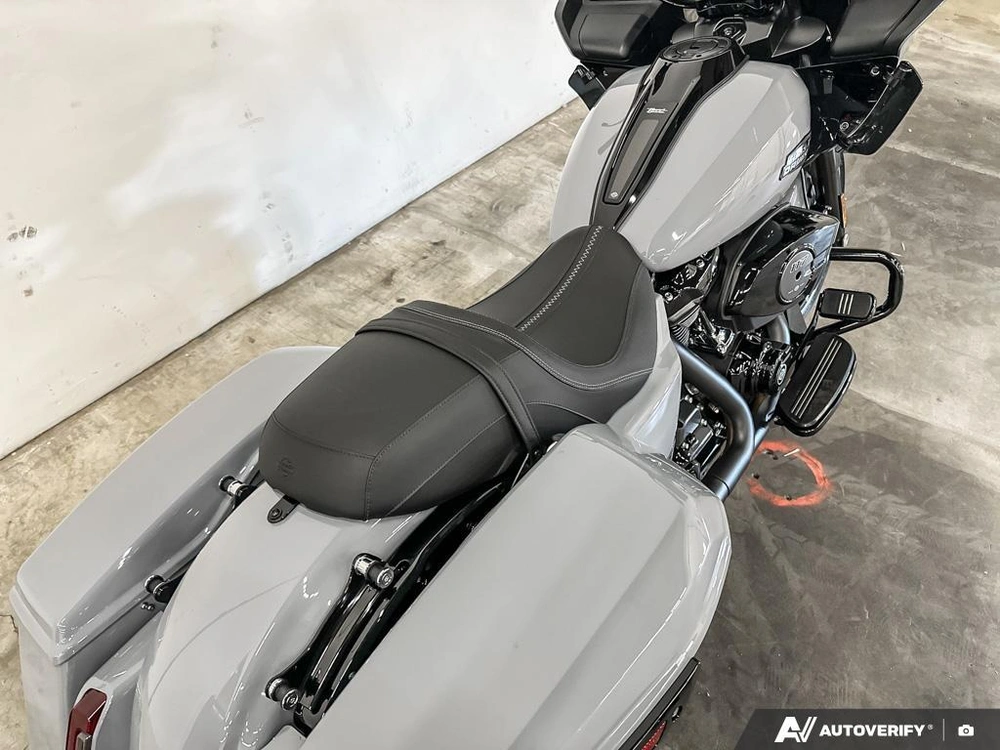 2026 Harley-davidson Road Glide alt