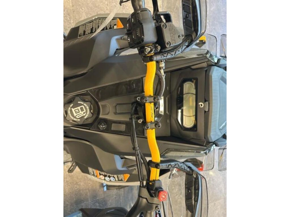 Ski-doo Mxz Adr W/ Blizzard Pkg 137 850 E-tec Ice Ripper Xt 1.25'' E.s. 2026 alt