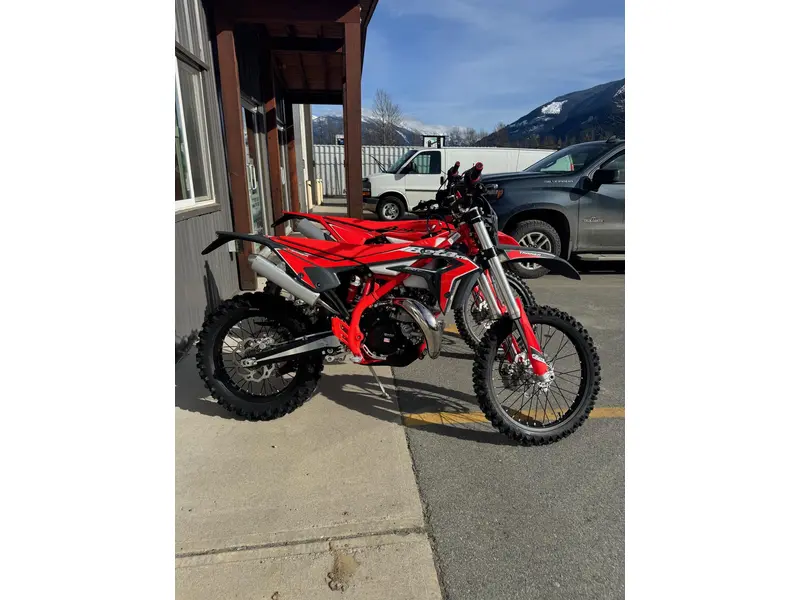 2026 Autre Xtrainer 300