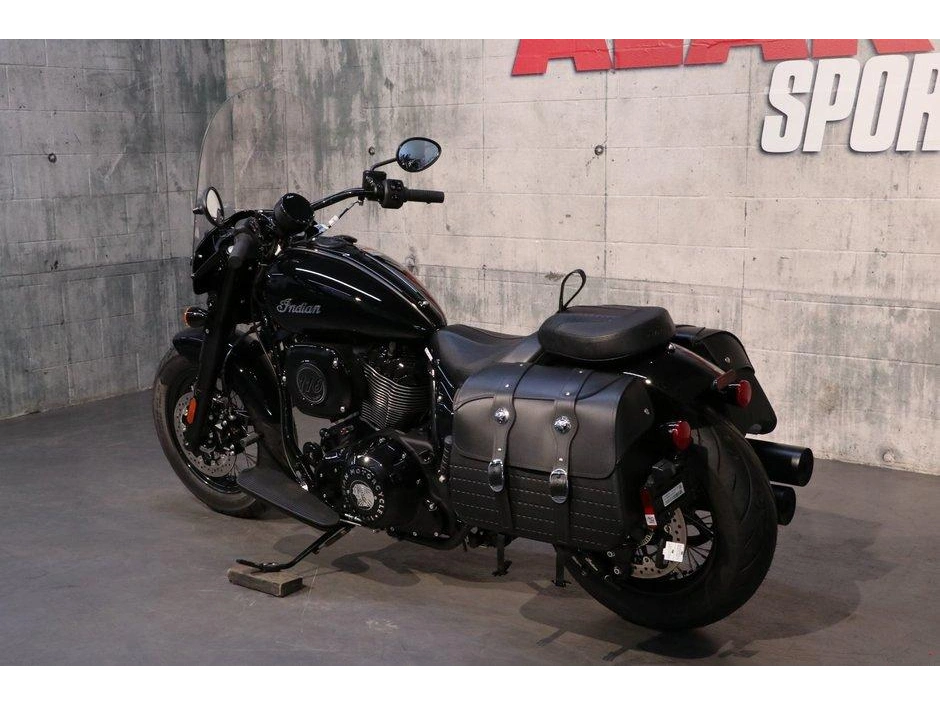 2025 Indian Motorcycle Indian Super Chief Dark Horse alt