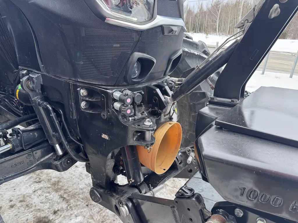 2022 Case IH Optum 300 CVX