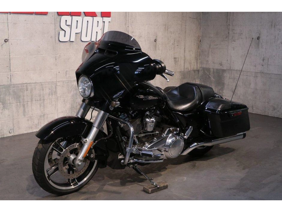 2017 Harley-davidson Harley-davidson Street Glide Special (flhxs) alt