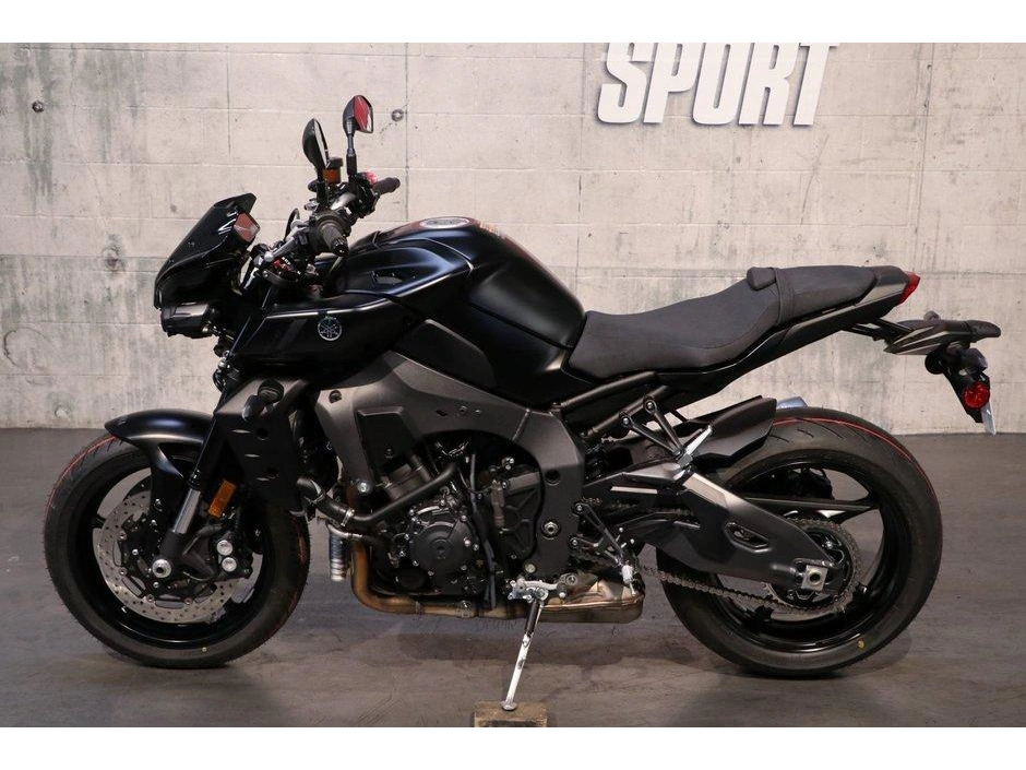 2025 Yamaha Yamaha Mt-10 alt