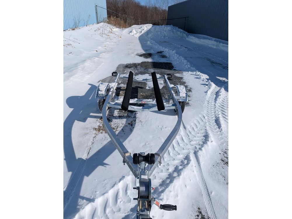 2025 Load Rite 1200lb Al alt