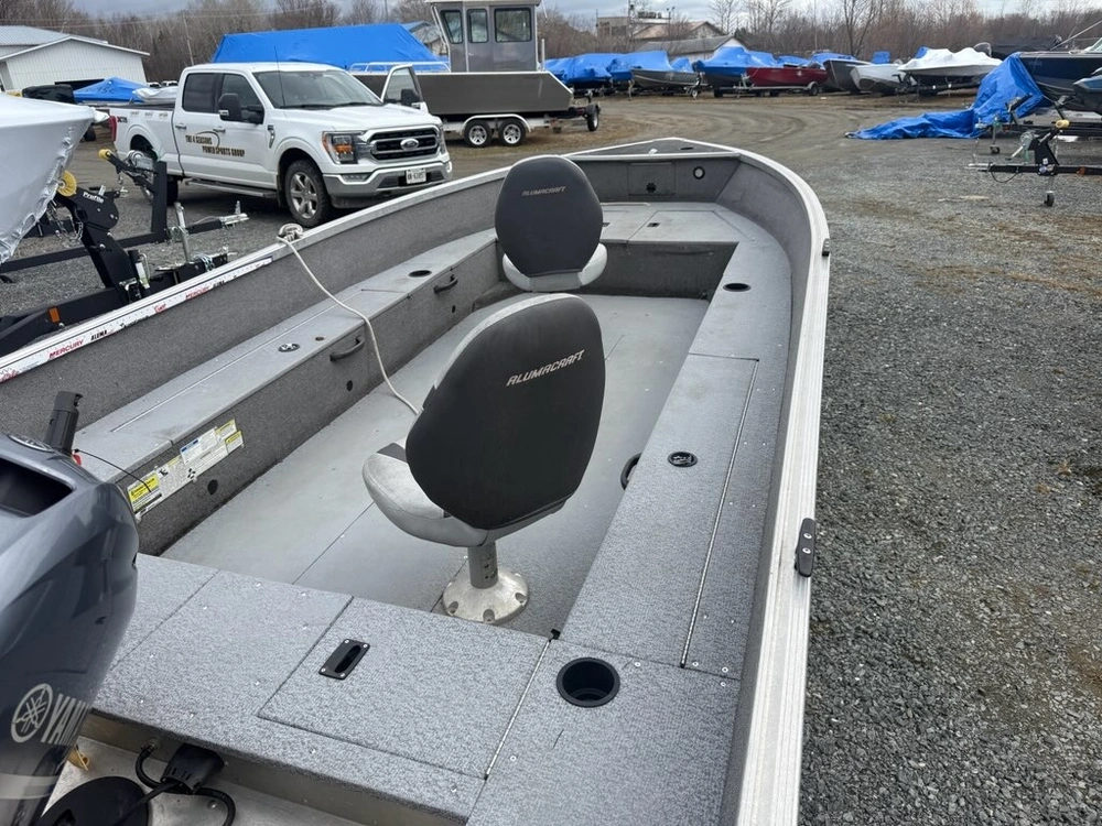 2015 Alumacraft Voyageur 175 alt