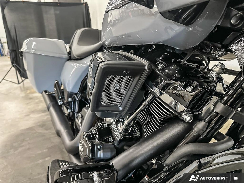 2026 Harley-davidson Road Glide alt