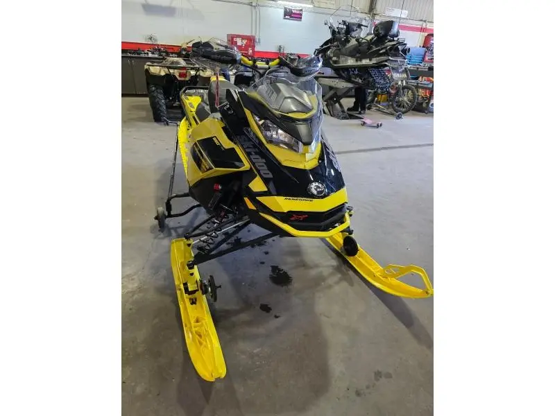 2021 Ski-Doo RENEGADE 850 X-RS E-