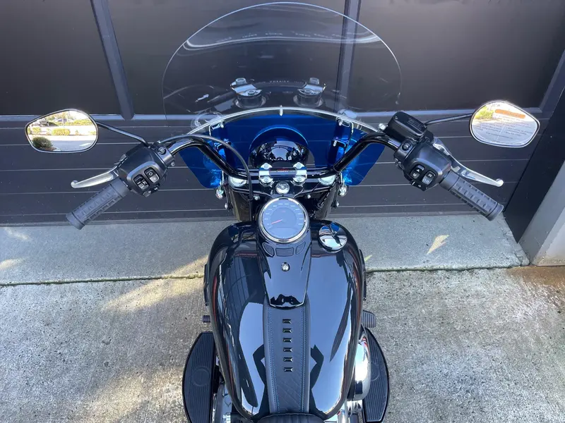 2026 Harley-Davidson FLHC - Heritage Classic Liberty Edition thumbnail 12