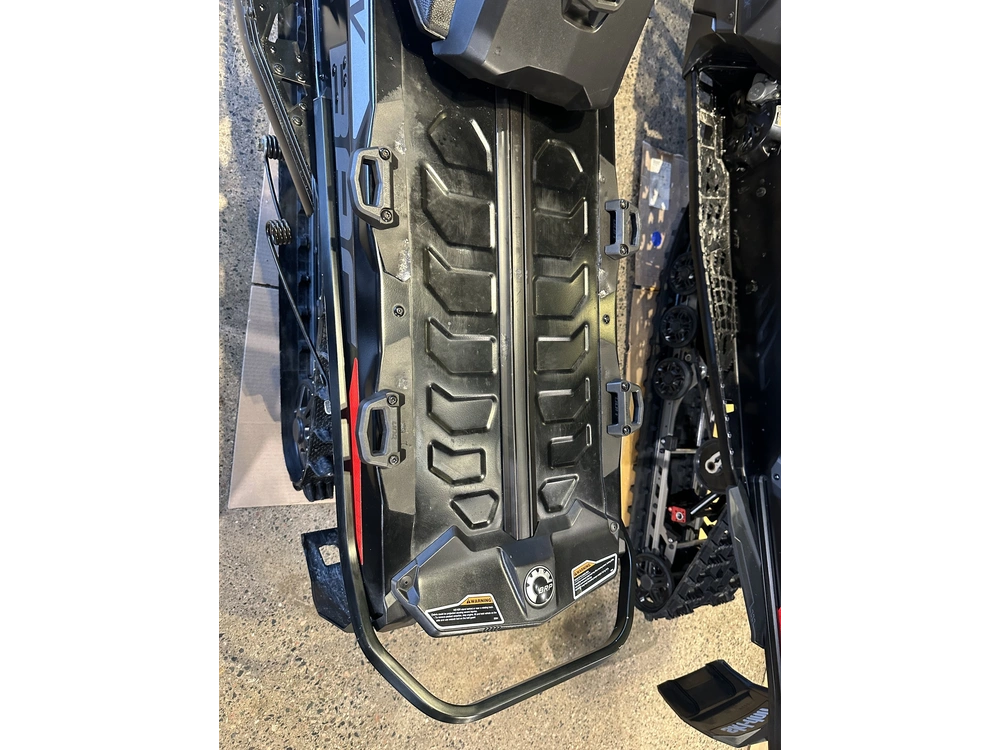 2019 Other Backcountry 850 alt