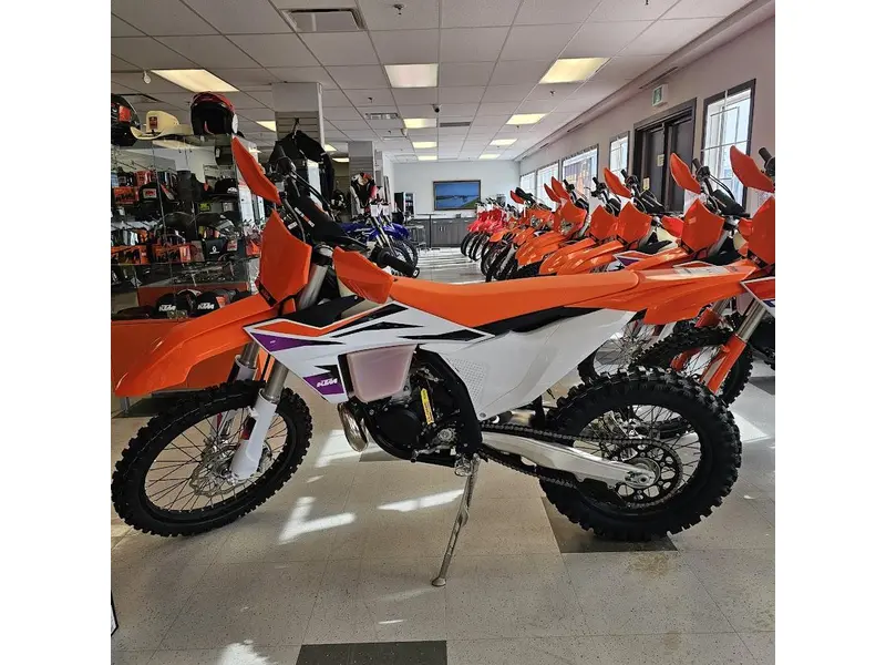 2024 KTM 250 XC thumbnail 4