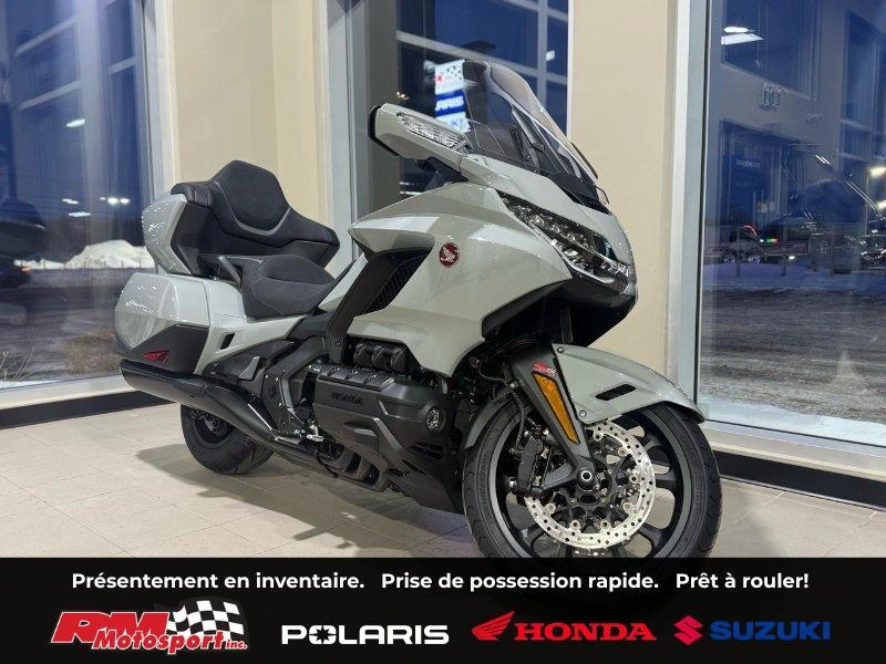 Honda Gold Wing Tour Dct 2026 alt