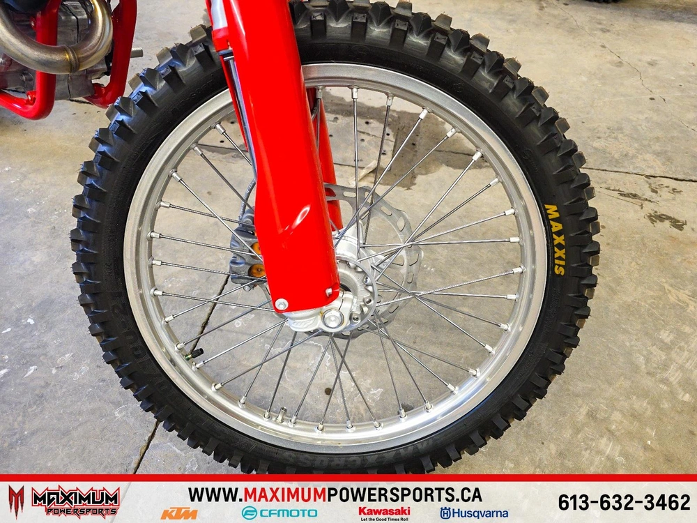 2024 Gas Gas Mc 250f alt