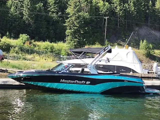 2019 Mastercraft XT22