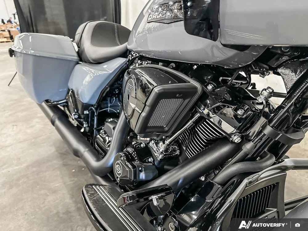 2026 Harley-davidson Road Glide alt