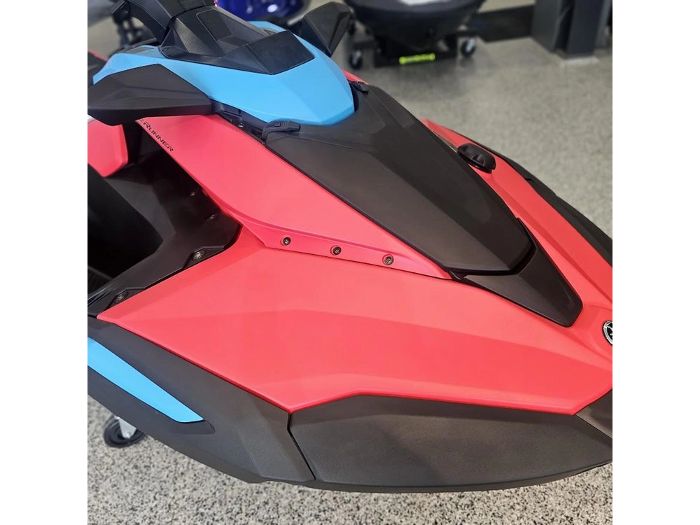 2025 Yamaha Jetblaster Dlx 3 alt