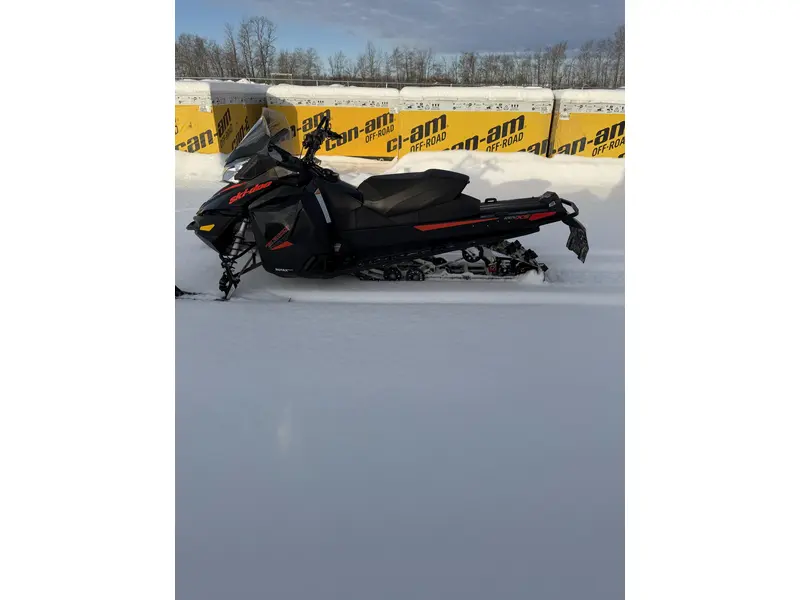 2015 Ski-Doo Renegade Backcountry 800R