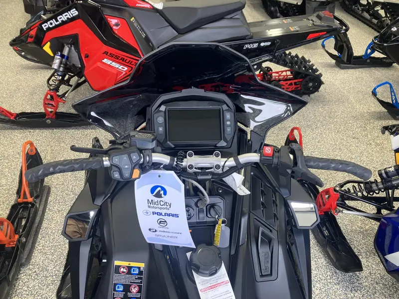 2023 Polaris ProStar S4 Indy Adventure 137