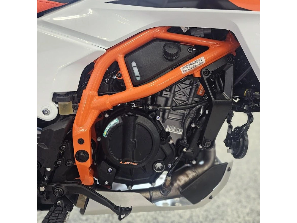 2025 Ktm Adventure 390 R alt