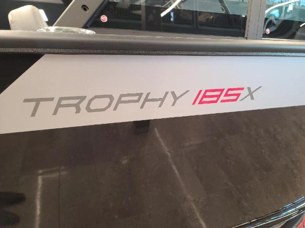Alumacraft Trophy 185x Sp Fsx Lux Black 2025 alt