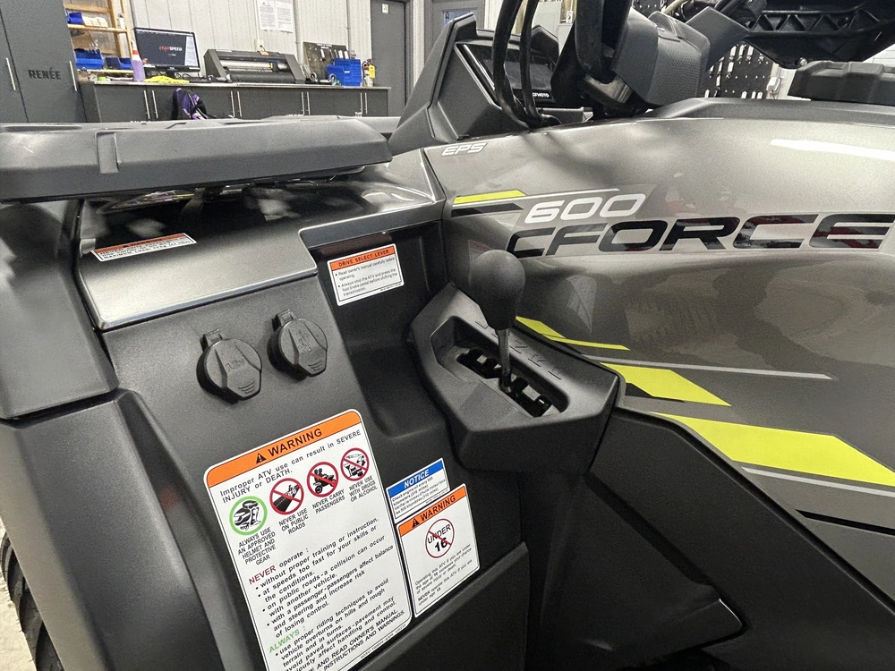 2024 Cfmoto Cforce 600 Ho Eps 1up Velocity Grey alt