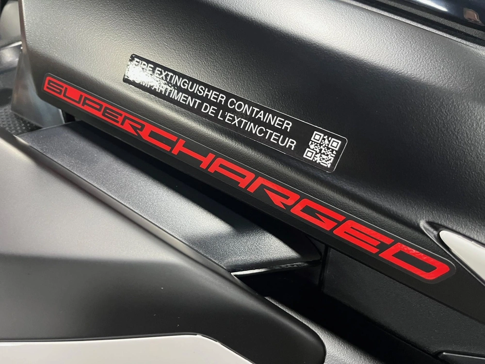 2026 Yamaha Fx Svho Nightshade alt