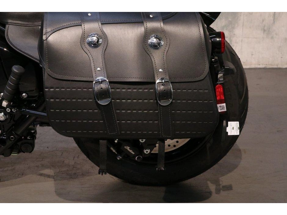 2025 Indian Motorcycle Indian Super Chief Dark Horse alt