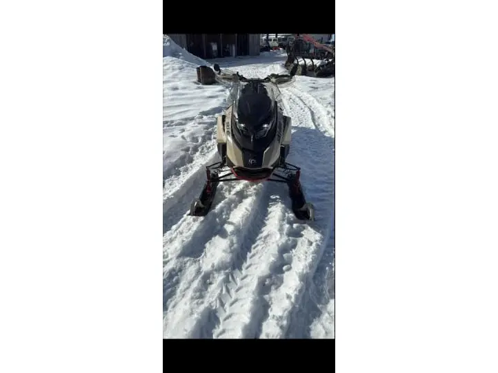 2024 Ski-Doo backcountry x 850 146