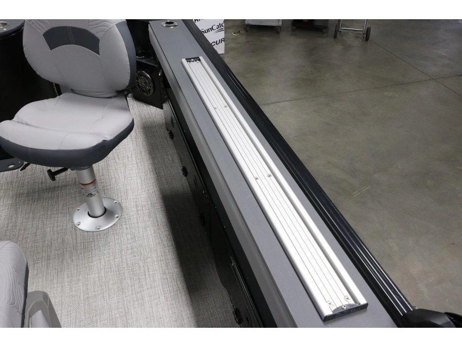 2026 Avalon Avalon Geofish 2585 Crf + Yamaha 200 Hp alt