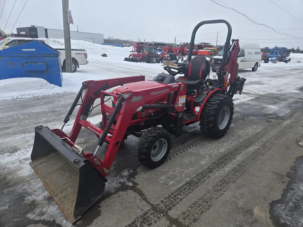 Mahindra Max26XLT 2023