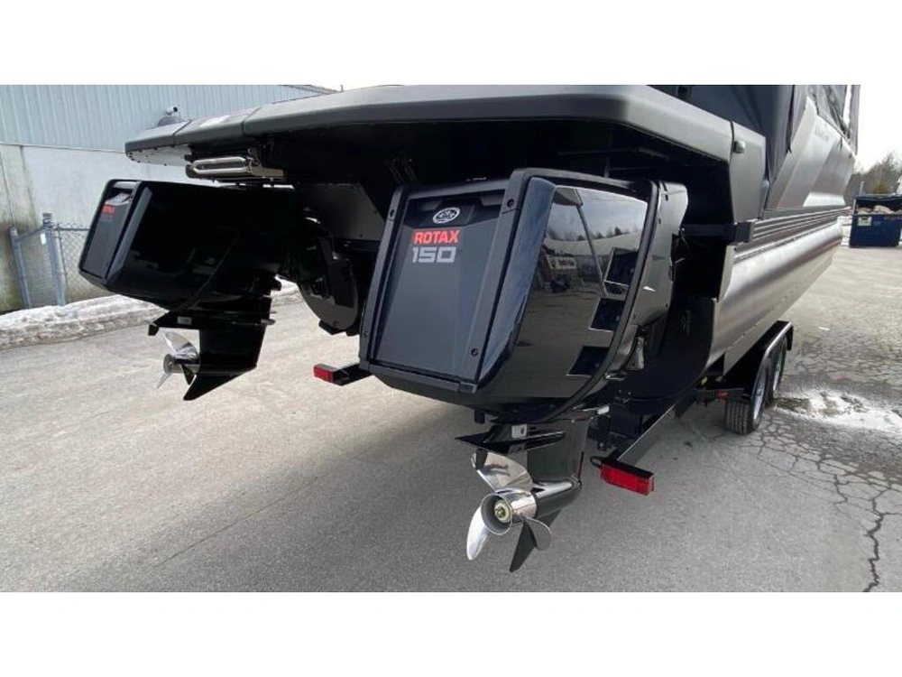 Manitou 24 Explore Navigator Stealt De 2024 alt