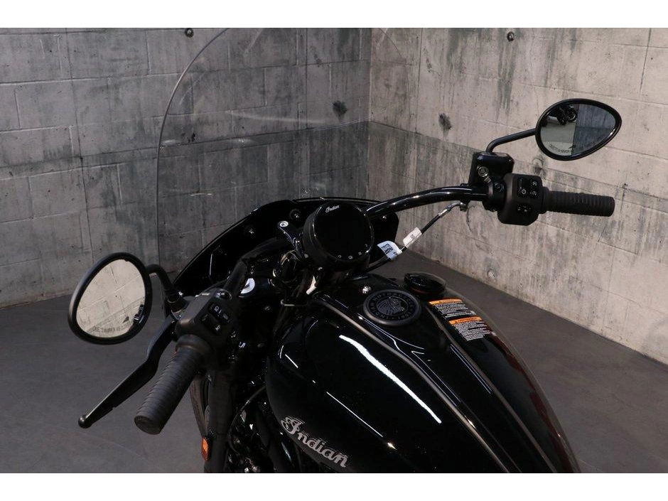 2025 Indian Motorcycle Indian Super Chief Dark Horse alt