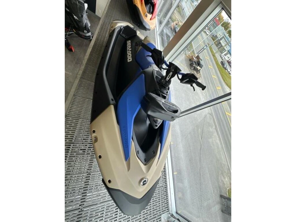 Sea-doo Spark Trixx 1p (audio) 2025 alt