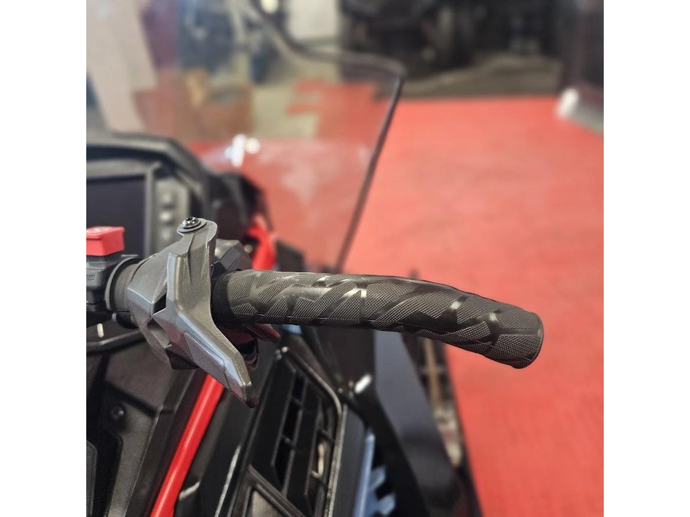 2024 Polaris Prostar S4 Voyageur 146 alt