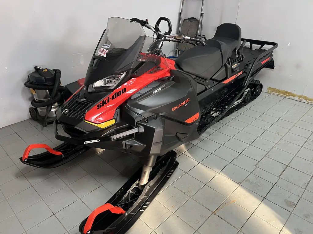 2021 Ski-Doo SKANDIC WT 600