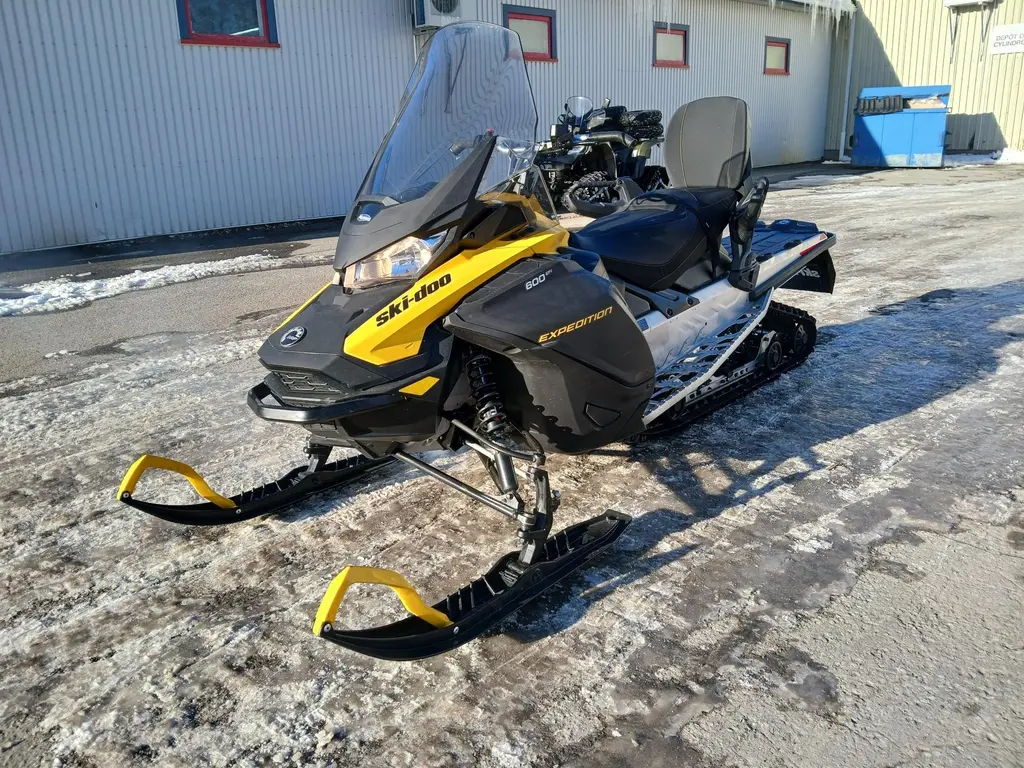 Ski-Doo EXPEDITION SPORT 600EFI 2025