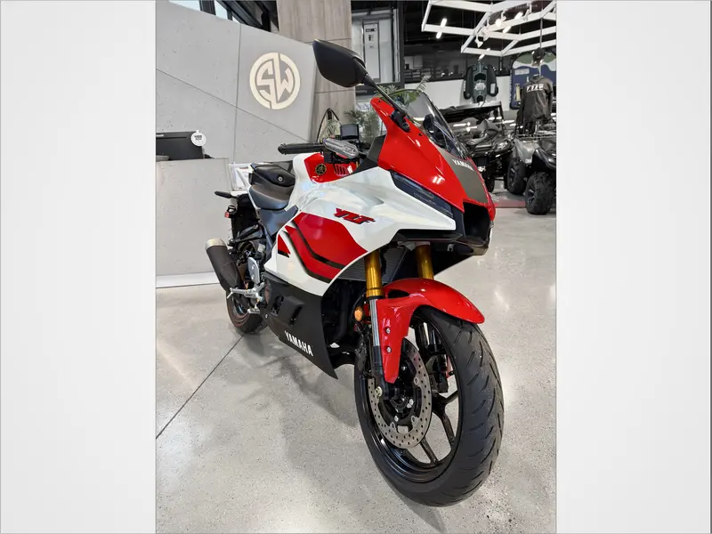 2026 Yamaha YZF-R3 70th Anniversary thumbnail 7