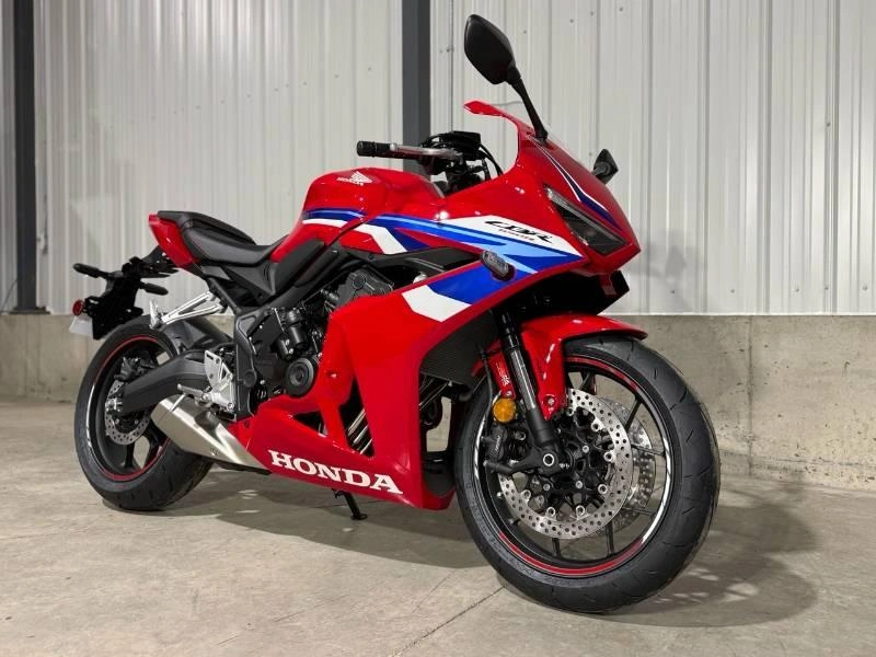 Honda Cbr650r E-clutch (abs) 2026 alt