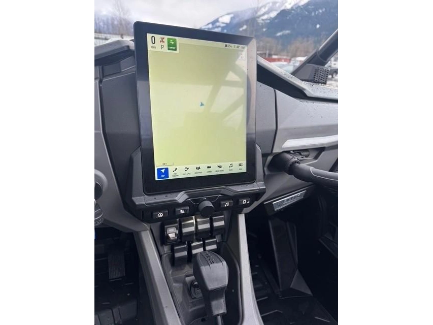 2026 Polaris Rzr Pro R Ultimate Ghost White Metallic alt