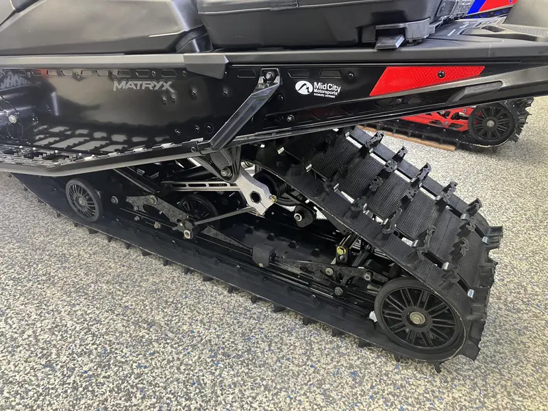 2023 Polaris ProStar S4 Indy Adventure 137