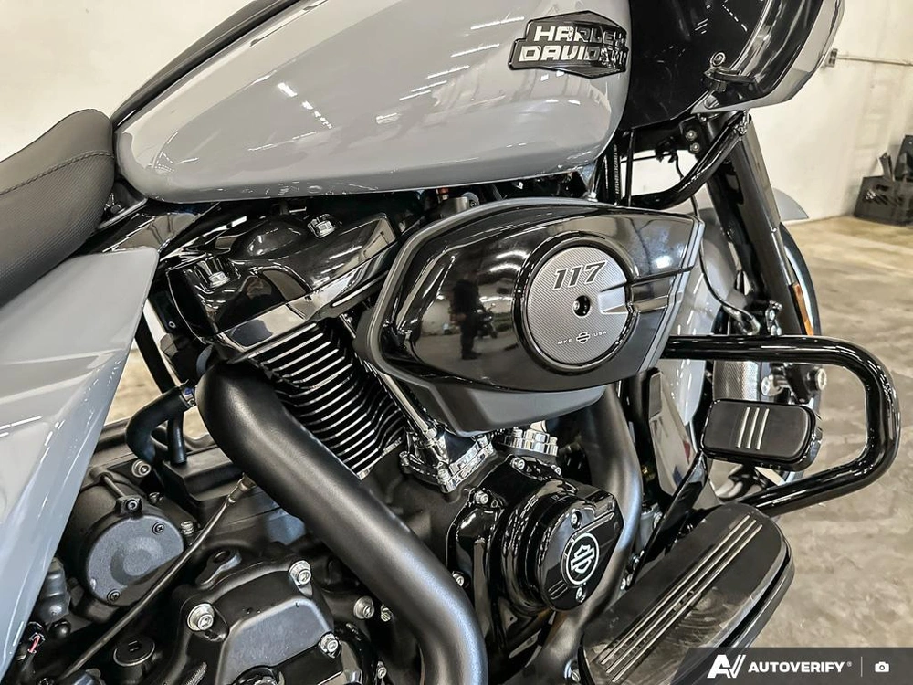 2026 Harley-davidson Road Glide alt