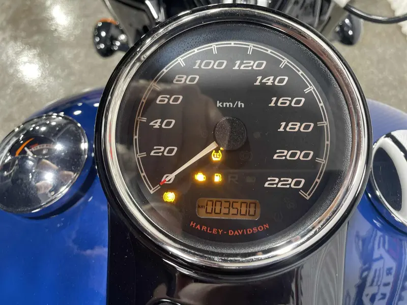 Harley-Davidson FREEWHEELER ABS 114 **MODELE TRIKE RECHERCHÉ!** 2023