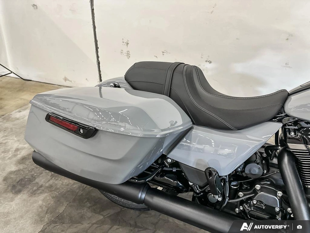 2026 Harley-davidson Road Glide alt