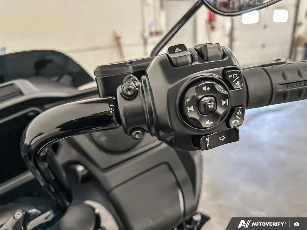 2026 Harley-davidson Road Glide alt