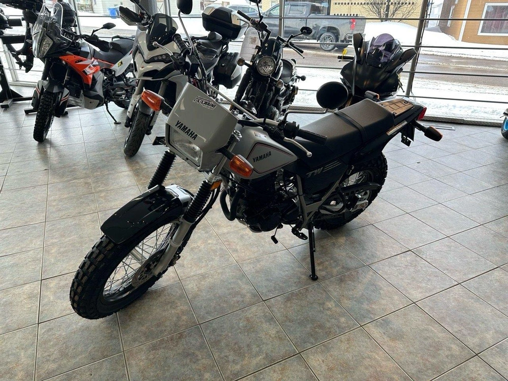 Yamaha Tw200 2026 alt