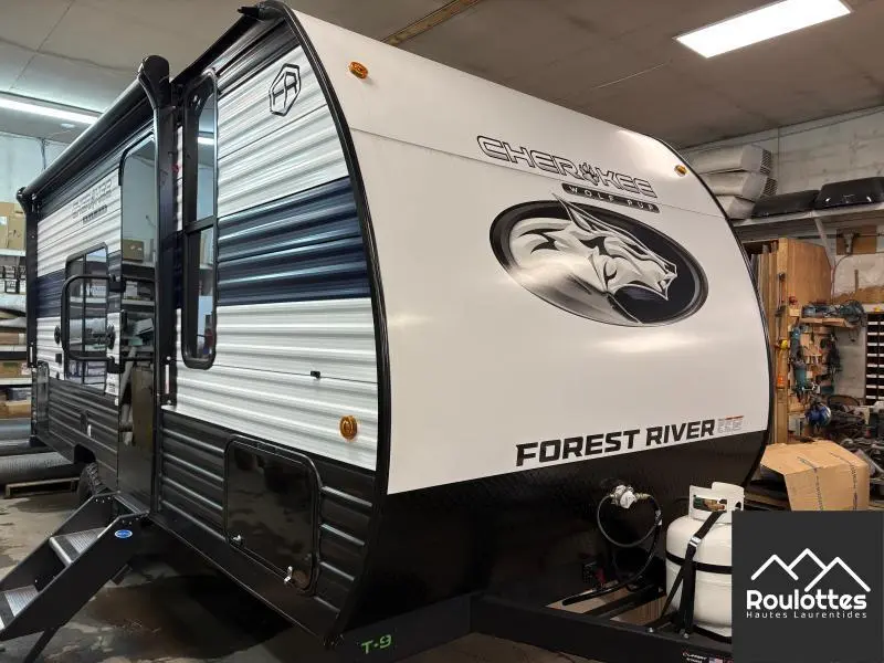 2026 Cherokee wolf pup 16 fqw 