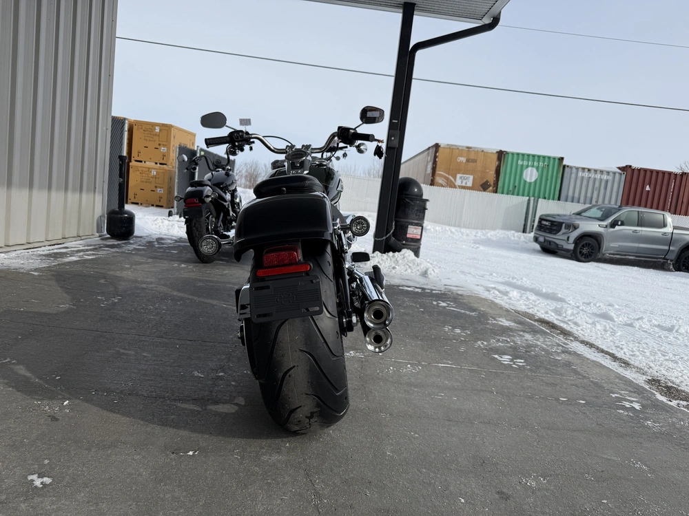 2026 Harley-davidson Fat Boy alt