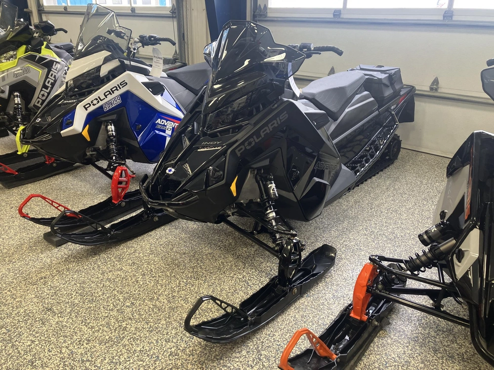 2023 Polaris Prostar S4 Indy Adventure 137 alt